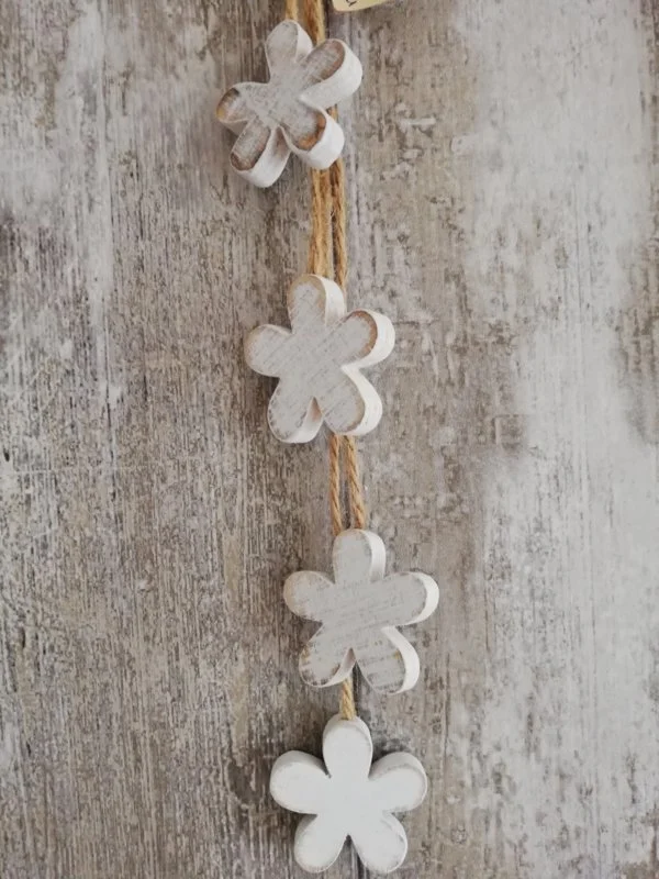 Hanger 4 bloemen wit