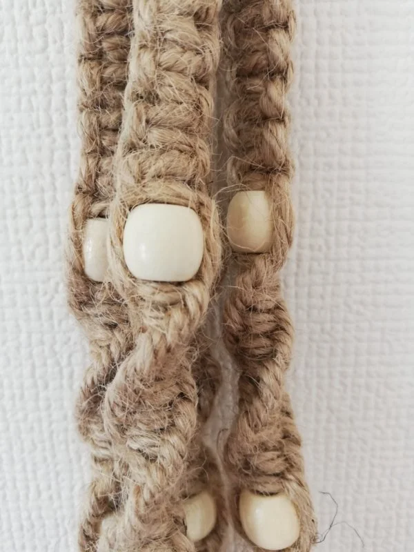 Plantenhanger macrame bruin
